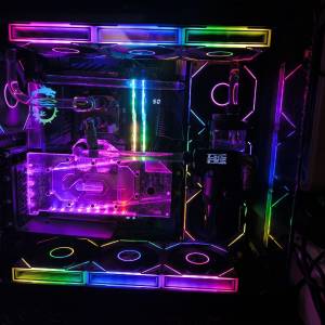 可議9800x3d 7900xt 18tb頂級分體水電腦 自組水