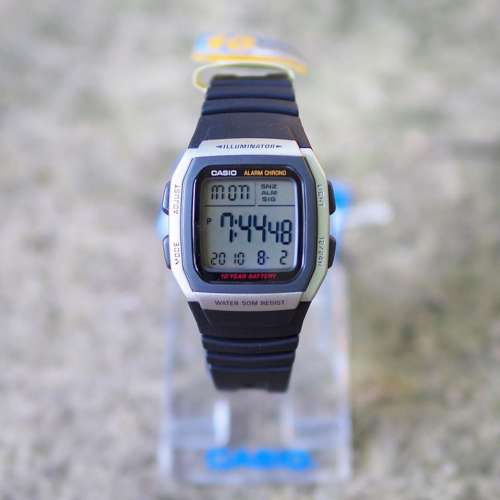 Montres Company 香港註冊公司(32年老店) 卡西歐 CASIO 十年電池壽命 黑銀色 W96 W...