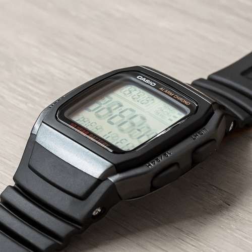 Montres Company 香港註冊公司(32年老店) 卡西歐 CASIO 十年電池壽命 黑灰色 W96 W...