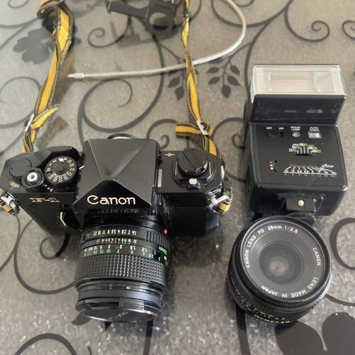 Canon F1 & 50mm f1.4 & 28mm f2.8