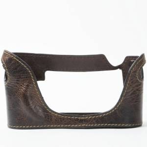 || CAM-in Half Case - Dark Brown for Leica M8 / M8.2 / M9 / M9-P / MM ||