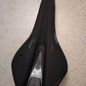Giant contact SL saddle