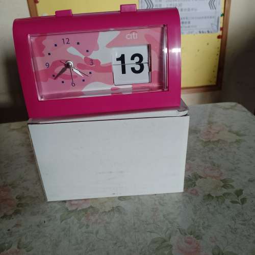 Citibank行針，日曆電鐘