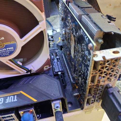 Inno3D GeForce GTX 1060 6GB 五成新背板生鏽