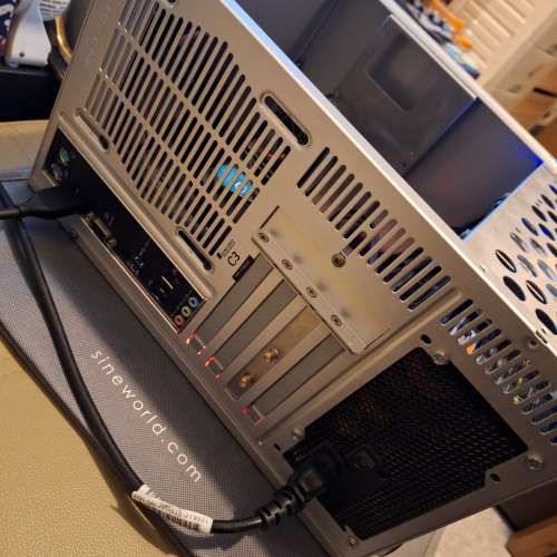 Intel i3-4130 + 8GB RAM + B85M + 128GB SSD + PCIE Wi-Fi Card + Jonsbo C3 全鋁機...