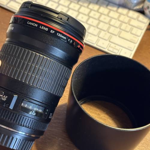Canon EF 135 F2