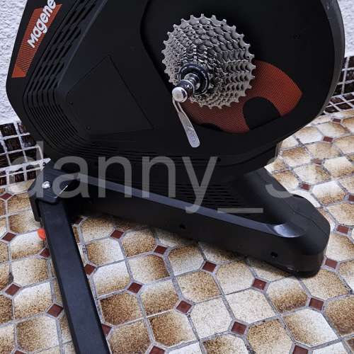 Magene 邁金科技 T300 Bike Indoor Cycling Trainer 加送 Shimano CS-R8000 11速飛...