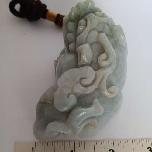 翡翠A玉招財貔貅，辟邪鎮店/宅之寶。 好雕工，長约3.5寸寬2 寸高2寸。 原價800元，....