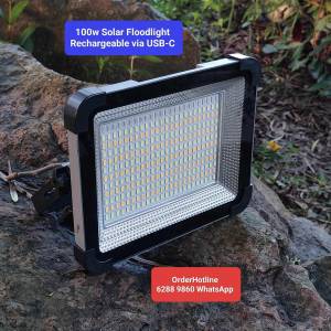 太陽能大光燈.露營燈(可利用太陽能或USB插蘇充電) Solar LED Floodlight. Recharge...