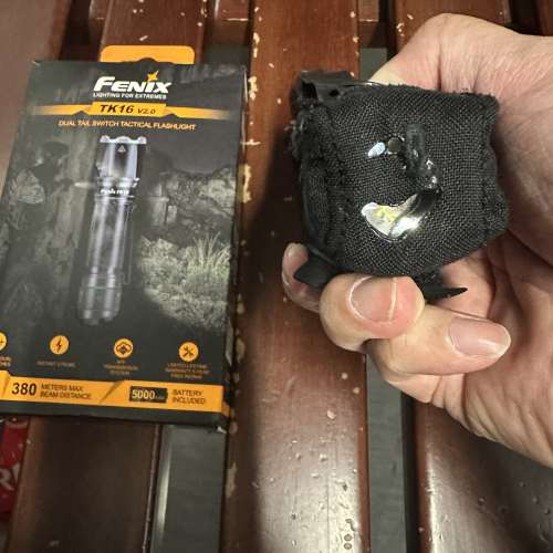 Fenix TK16 V2.0 戰術手電筒 電筒 flashlight