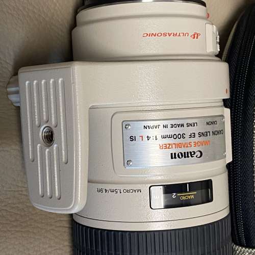 Canon 300mm 1:4 L IS