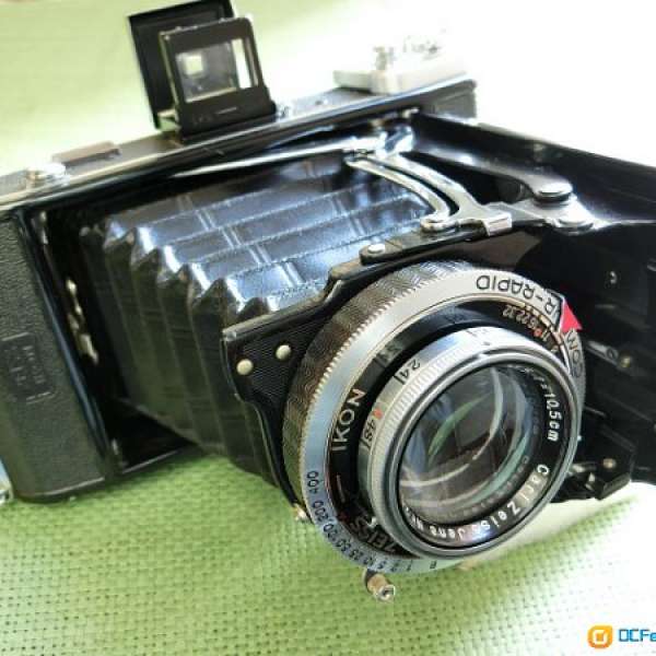Zeiss Super ikonta 6x9大光圈風琴中幅機皇 $3500極新 半身古典真皮套