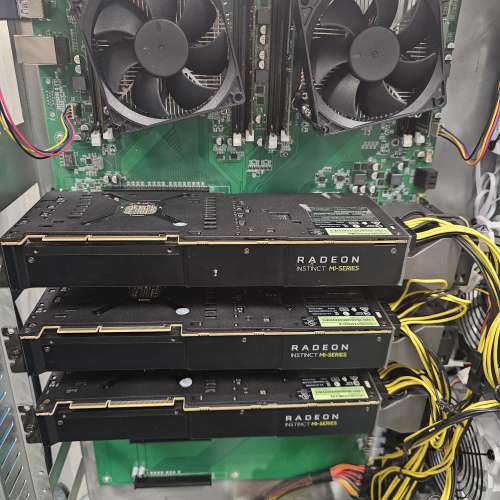 AMD Instinct Mi50 16GB HBM2顯示卡 三張