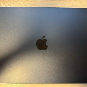 Apple Macbook Air M4 15吋 （午夜暗色)