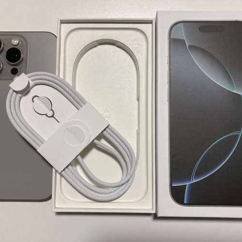 港行 iPhone 16 pro 128gb 原色 AppleCare至19-9-26 what app 6497 6645