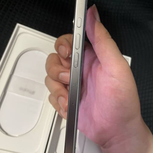 不議）有單有盒 iphone 16 pro max 256gb 銀 港行