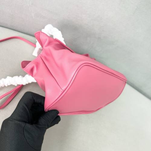 Prada 2025 新款雲朵包 粉色包包女士挎包