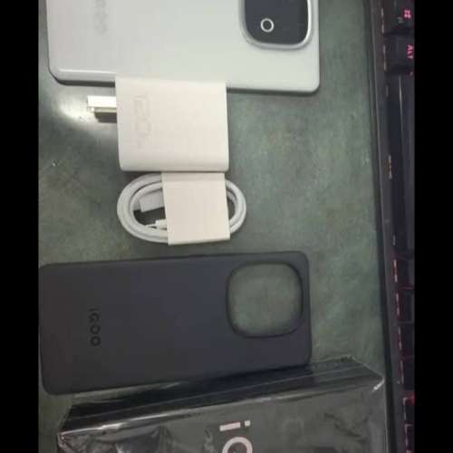Iqoo Z10 Turbo pro (白）