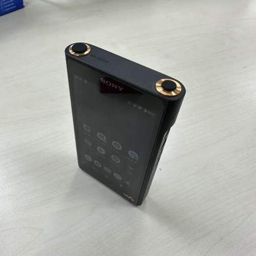 SONY NW-WM1AM2 黑磚二代 音樂播放器 128GB+512GB SD卡 香港Sony行貨 (有保)