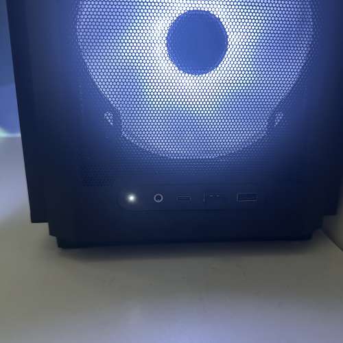 RTX 5070 主機 14600K + Z790 + 850W + 2TB SSD M2 + 32GB DDR5 + MATX + 2k gaming...