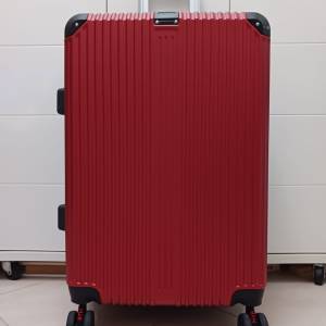紅黑24 吋旅行喼 / 行李箱 24 inch suitcase / baggage / luggage