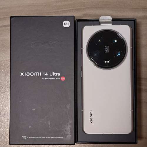手機  Xiaomi 小米  小米 14 Ultra 16GB+512GB 白色 港行 99%新 連專業攝影套裝+ 6...