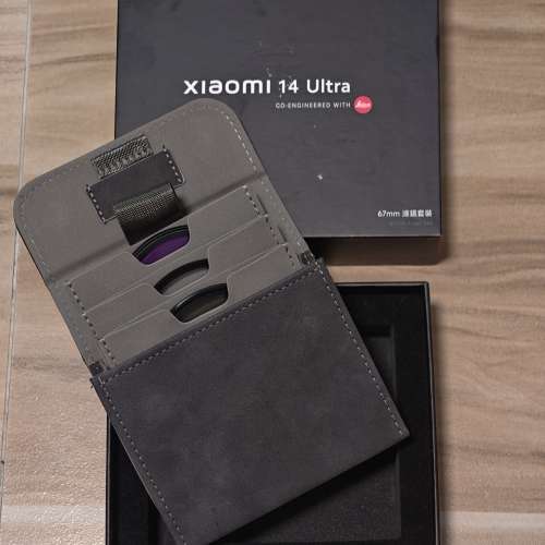 手機  Xiaomi 小米  小米 14 Ultra 16GB+512GB 白色 港行 99%新 連專業攝影套裝+ 6...