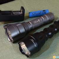 C8家族+cree LED電筒 $150