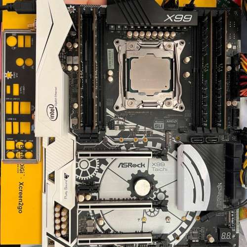 ASRock X99 Taichi / Xeon 2696v3 / 32gb ddr4 ecc