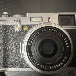 Fujifilm X100