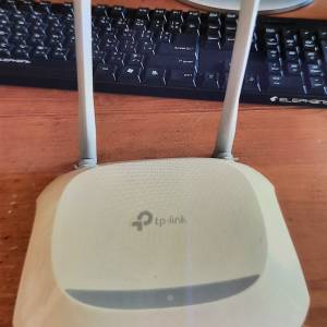 私人出讓    TP link router TL-WR840N