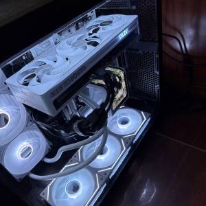 Gigabyte RTX 5080 Aero SFF