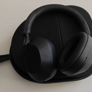 Sony WH-1000XM5