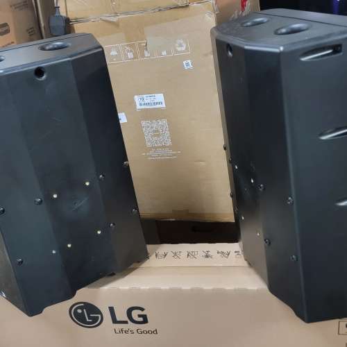 9400 Cinema Surround Loudspeaker 2-Way Passive 1" HF, 10" Woofer (2" VC)