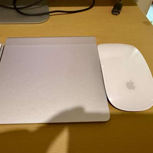 Apple iMac 21.5" 4K 2017 i5 8G Ram 1TB MHD + Radeon Pro 555 2GB