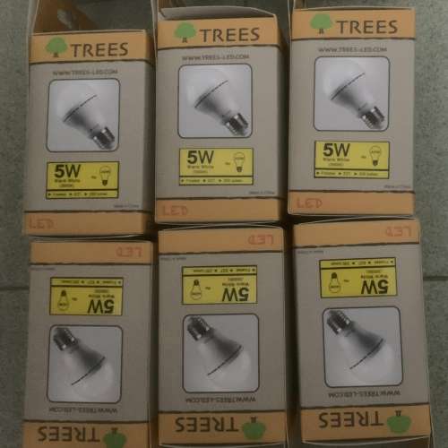 全新 TREES LED 5W 燈泡 (E14 4個+ E27 6個 ) HK$80.00 10個