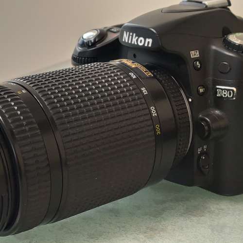 Nikon D80 連 AF 70-300mm ED 1:4-5.6 D + AFS 18-135mm DX 1:3.5-5.6 G ED