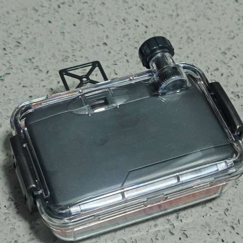 全新防水菲林相機（可在3米水深使用）