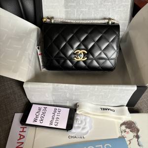 Chanel 雙金球口蓋包