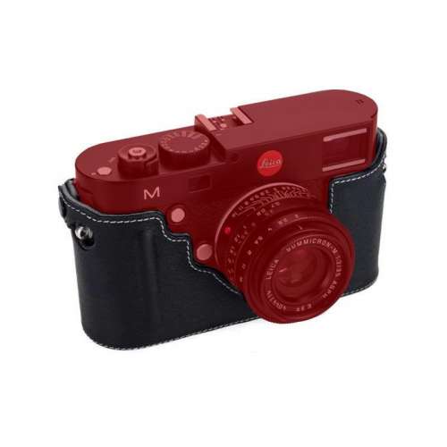 Leica Half Case 14880 and Wrist Strap 18782