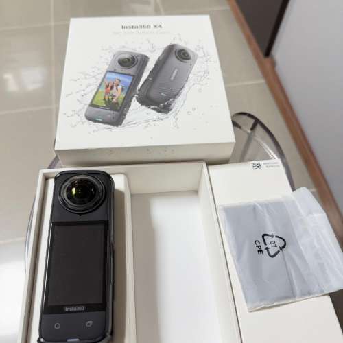 Insta360 X4