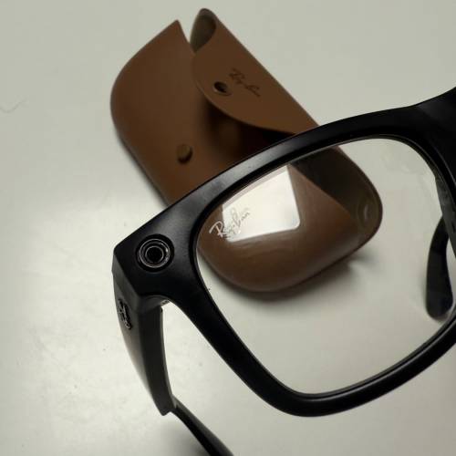 Ray ban Meta 已經破解咗 Led