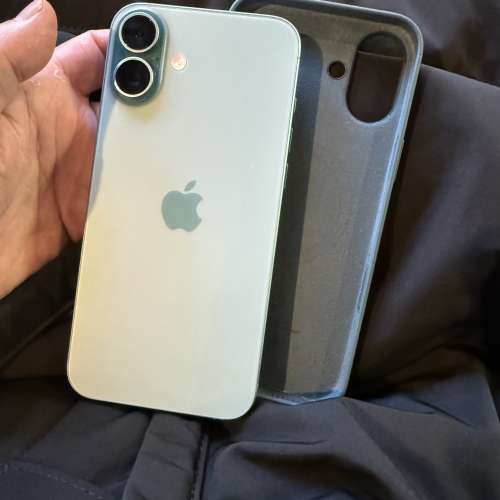 99.99%港行iPhone16 plus 128gb battery health 100% 有保