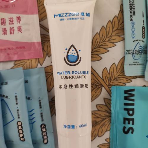 1套6件$39，可散賣，冰果水潤三只裝安全套倍力樂超薄003避孕套安全套成人情趣性用...