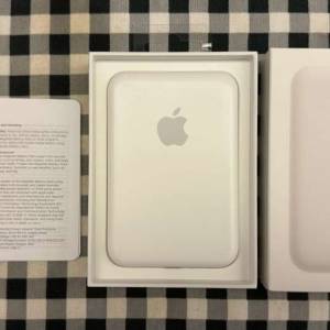 新款2022年 Apple MagSafe 外接式電池 行貨 99%新 非常少用和新淨 蘋果專門店購入$...