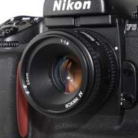 NIKON F5+50MM1.8