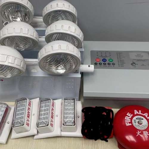 消防設備， 消防控制箱，緊急照明燈，消防警鐘，消防閃橙