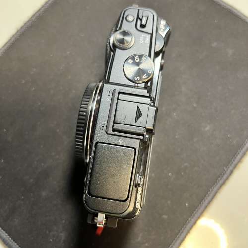 Olympus pen e-p5 少有黑色（ep5 m43 om system panasonic)
