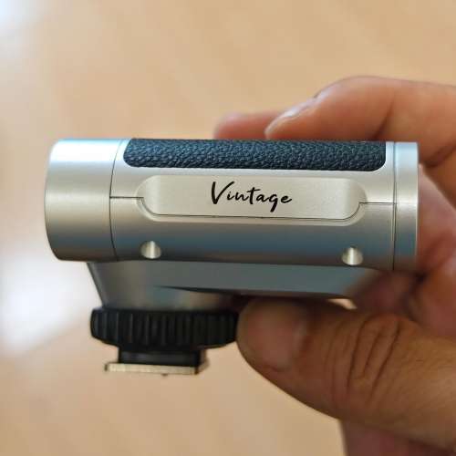 平售99%新 Viltrox Vintage Z1 復古閃燈