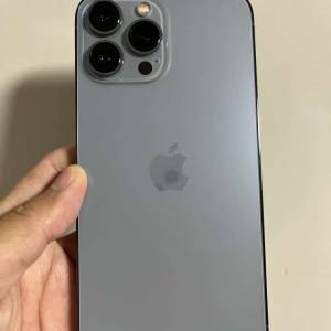 Phone 13pro max 256gb,港行雙卡，剛換新電，電池健康度100，滿血復活，所有功能正常...